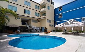 Capital O Hotel Los Caracoles, Acapulco